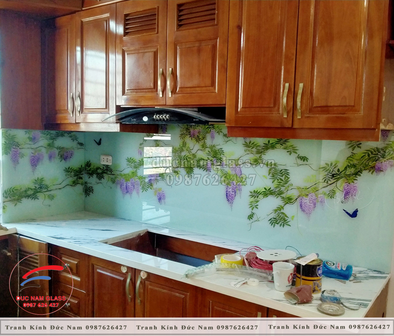 Kính bếp Hoa leo màu tím - Tranh Kính 3D Đức Nam 